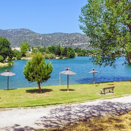 Camping Les Rives Du Lac De Vinca Kültér fotó