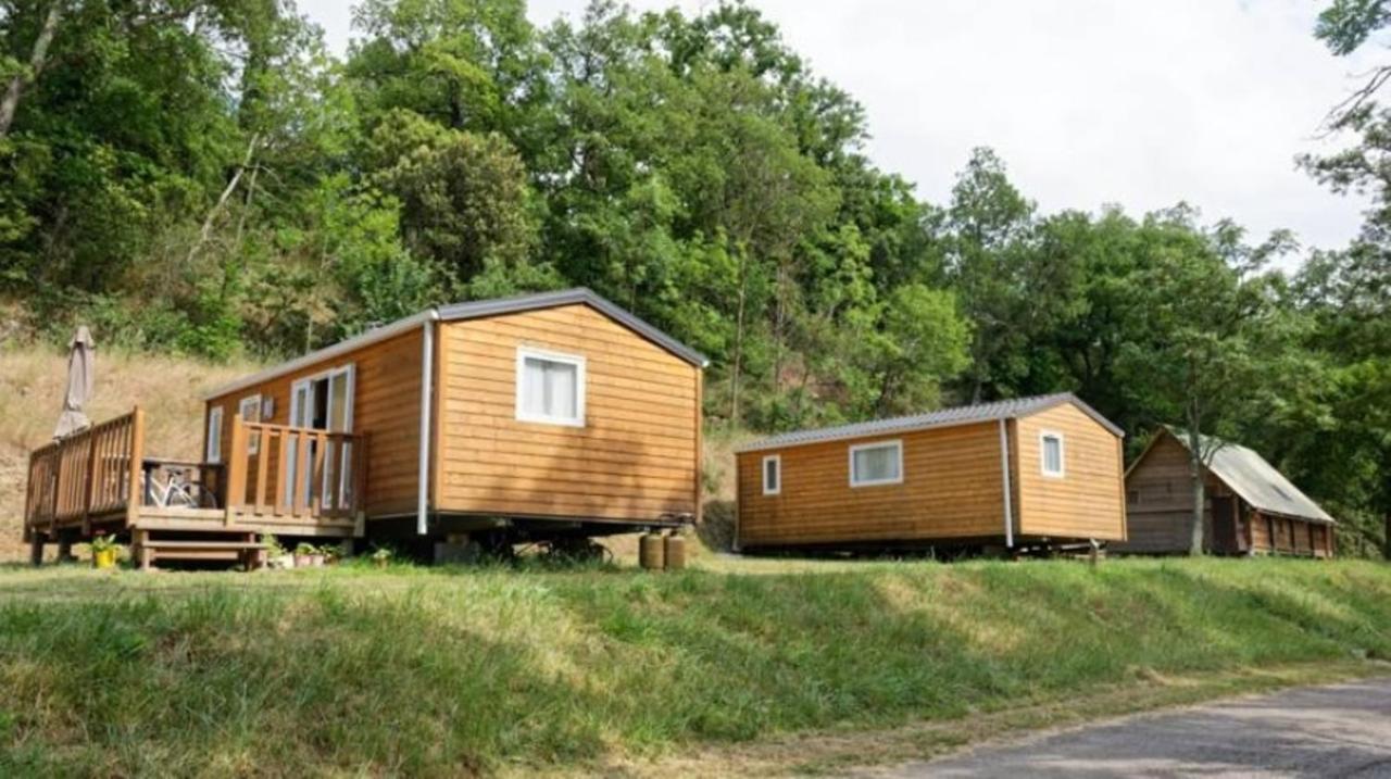 Camping Les Rives Du Lac De Vinca Kültér fotó