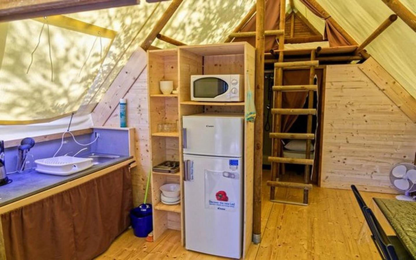 Camping Les Rives Du Lac De Vinca Kültér fotó