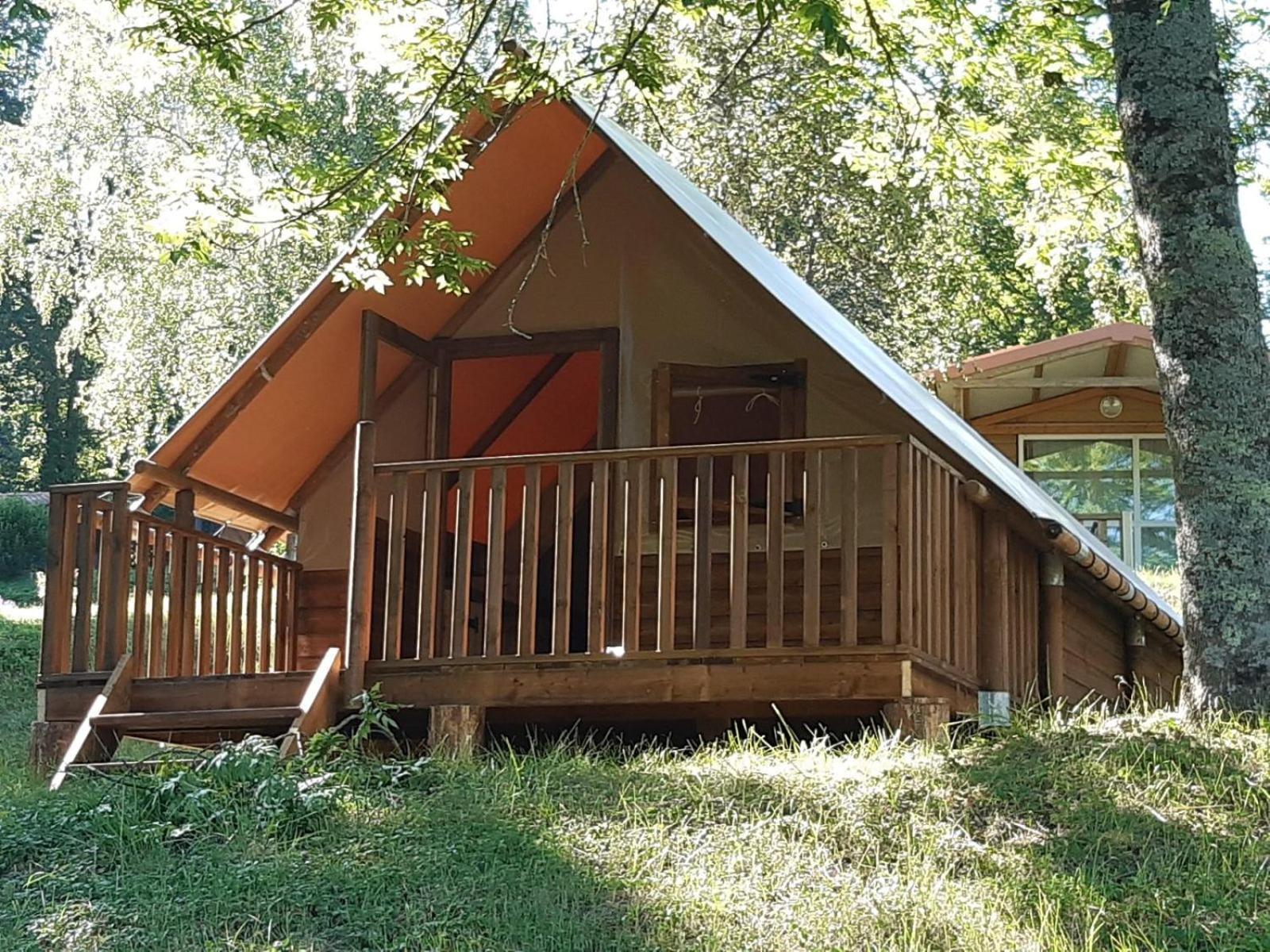 Camping Les Rives Du Lac De Vinca Szoba fotó